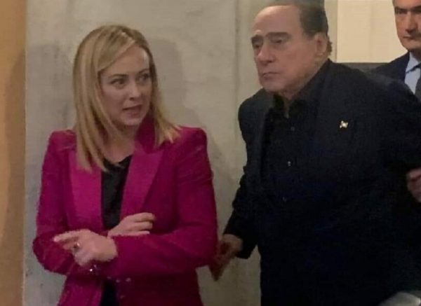 Governo Meloni appeso a Berlusconi