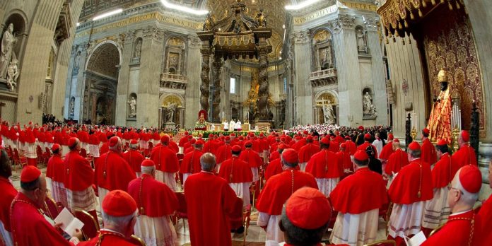 Papa Francesco estende le nomine Cardinalizie ma restringe quelle italiane